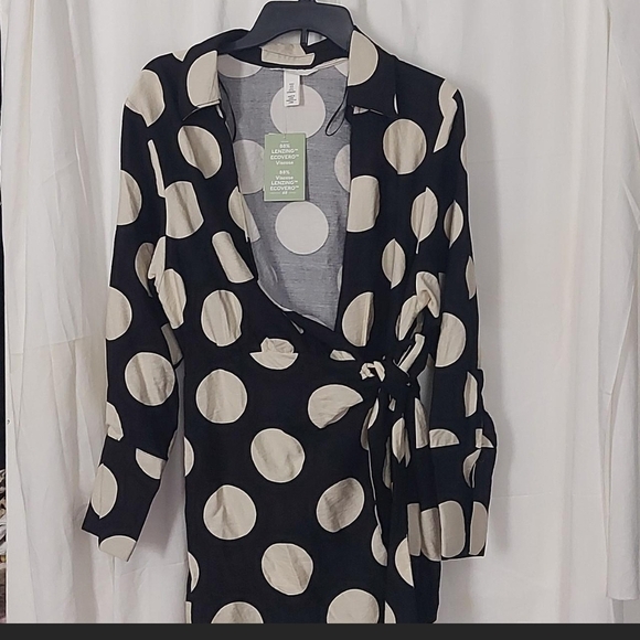 Black and Cream Polka Dot Fabric - Picture 7 of 10